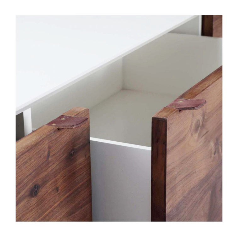 TV2 White L-Parallel